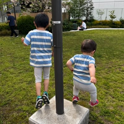 chuchupi_poke's profile picture. 三兄弟の育児記録用に✏️ひっそりと。肝移植済みの長男(5) イヤイヤ期の次男(2) 癒しの三男(0)の母(33)のひとりごと。無言フォローすみません🙏育児メインで👦👦👶休日はポケモン。👩←特定できてもスルーしてください。ひっそり自己満記録用なので