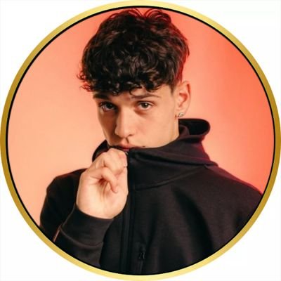 hbadr16's profile picture. 