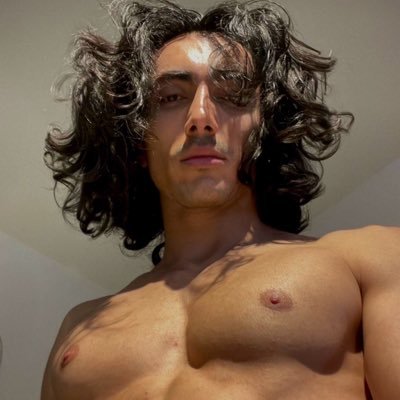 myratbayramfit's profile picture. I lift some weights and act sometimes. Chasing my dreams.