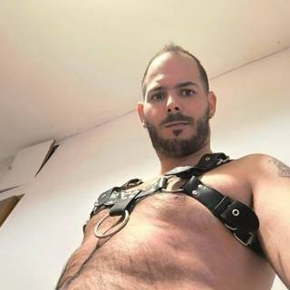 madrileño, divertido, amigo de mis amigos, disfrutando de la vida