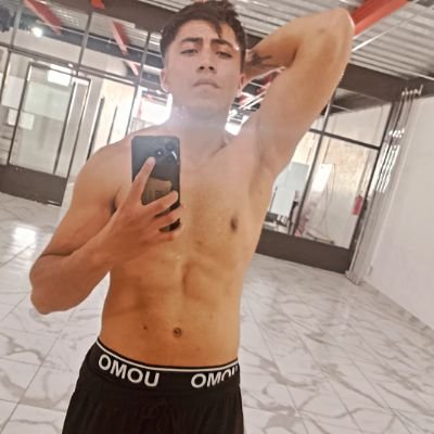 LRosaslira44435's profile picture. 