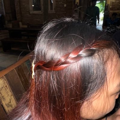 NikmaNurin89133's profile picture. 