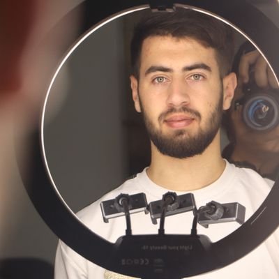 مطور واجهات مستخدم | 🚀 أصمم واجهات سريعة وتجربة مستخدم ممتازة
📍 أتعامل مع عملاء الخليج | 💼 متاح للعمل الحر | 📩 DM للاستفسار