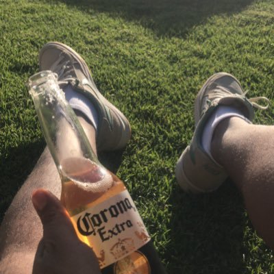 DanielV85694454's profile picture. un poco pogre | daddy pyrenees 🦮