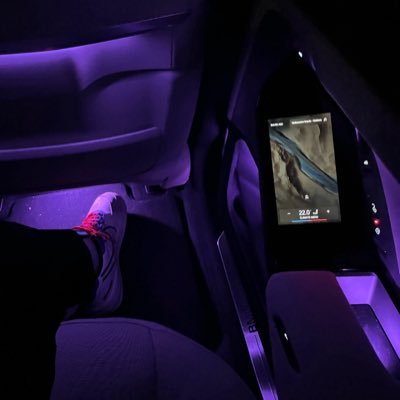 zi4qx's profile picture. 