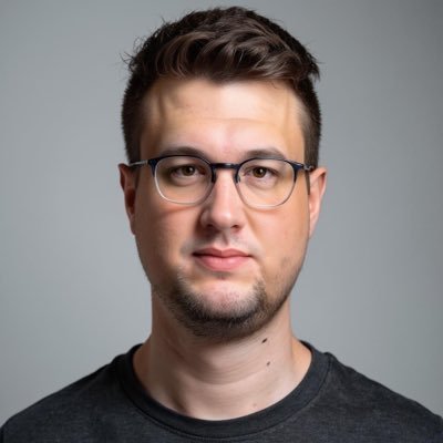 j7_flo's profile picture. 💼 Head of Marketing at @SkinBaronEN