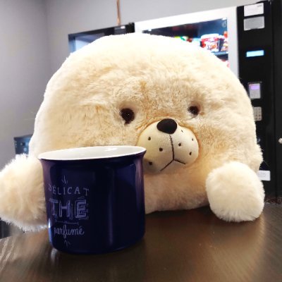 ChamaVFX's profile picture. Freelance VFX Artist | Love making stylized art ✨
📧 Contact pro : maximelechesnepro@gmail.com