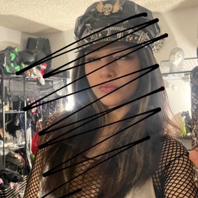 leo_unicorn14's profile picture. 