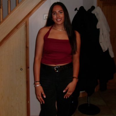 jhanvixo's profile picture. 