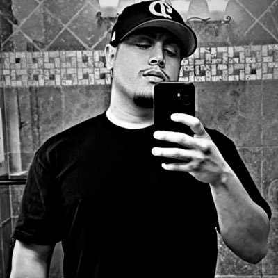 louiexandretti's profile picture. Too weird to live. Too rare to die. 🇲🇽