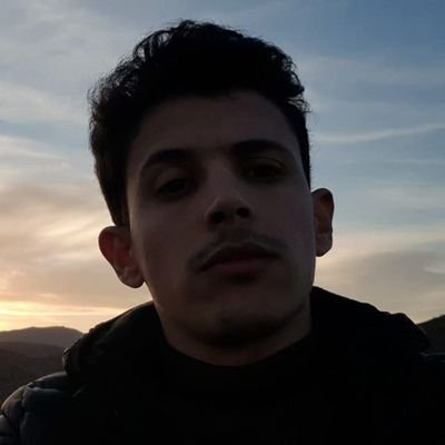 laouina_yusuf's profile picture. less is more.