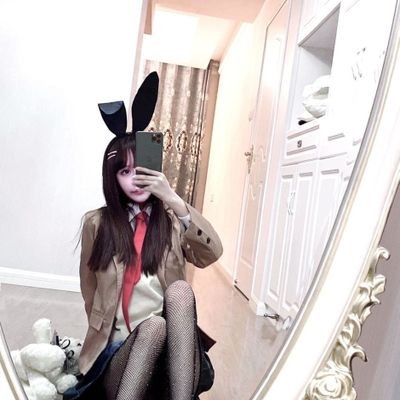よろしくね(*´з`)フォローお願いします!DMで一緒にお話ししましょう!😜😜友達を作りたいです ✨よろしくお願いします✨(^O^)