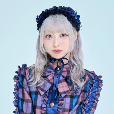 15時間ねます¦おかしくてとても優しいよ。黒髪になりました¦服飾学校卒業¦たくさん会お🤍ྀི→→https://t.co/dVQ6AJGgpV 【@funabashiidol】
