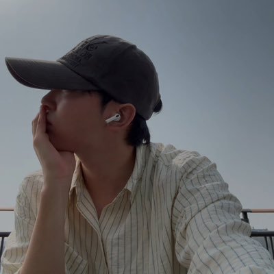 jgchllxver's profile picture. #LEEKNOW ; habibti