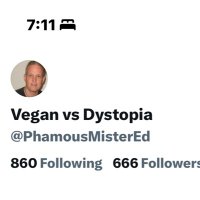 Vegan vs Dystopia (@phamousmistered) 's Twitter Profile
