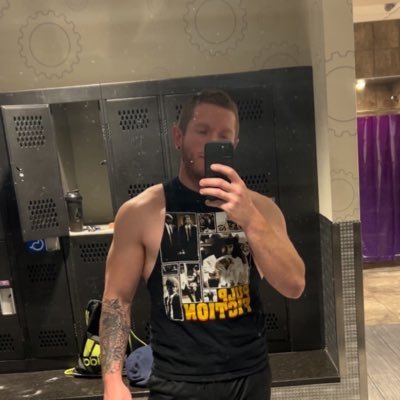 JSzabo91's profile picture. Natural mess. Comic nerd. Cartoonist. Wrestling fan. Car enthusiast.