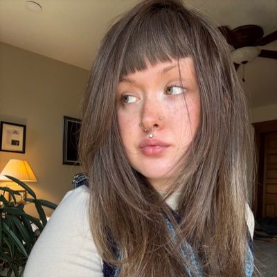 TWEETS ABOUT MY DAILY STRUGGLE WITH EXISTENTIAL DREAD • 25 • autistic