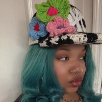 Tierra🐐🧶 (@livelifetee_) 's Twitter Profile