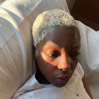 ✨POPPIN IT✨ (@itssbling) 's Twitter Profile