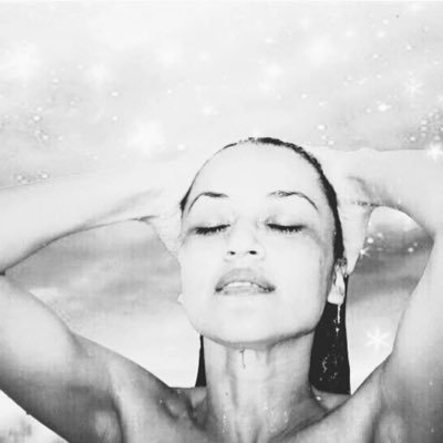 Flakiz0812's profile picture. Llanera, si soy llanera. 🐴♥️ Amor infinito por los 🐱🐱 Indomable, frentera y sincera 🤭 Perdí mi anterior cuenta 😊