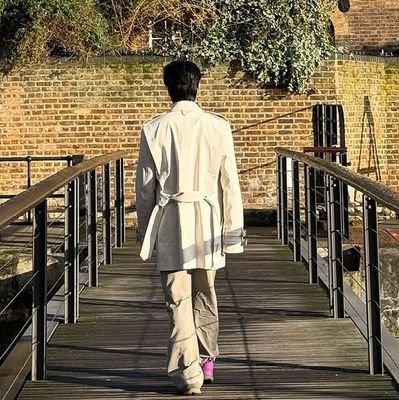 최애 : 저너누 / 차애 : 명호 외 11명/
입김이 눈 앞을 가리는 어느 날을 기다릴게🩷💙
seventeen fan account