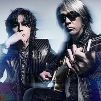 B'zにおんぶにダッコ (@bz_onbunidakko) 's Twitter Profile