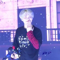 bánh cam ♡ (@komi06112003) 's Twitter Profile