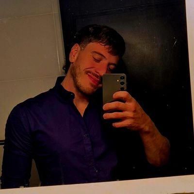 No puedo llevar las cubeteras sin mojar el piso. Gallina 🐔 y Juliense 🦁.
https://t.co/aiQJFQ8UHY
https://t.co/tDtnbgj2WY