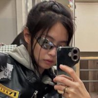 1s5 (@jnkbread) 's Twitter Profile