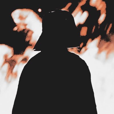 ofruinosus's profile picture. 𝐬𝐮𝐫𝐫𝐨𝐮𝐧𝐝𝐞𝐝 𝐛𝐲 𝐟𝐞𝐚𝐫 .