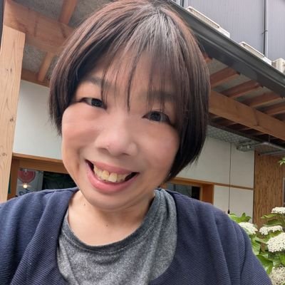 すまいるスイムワンピース｜フットマーク株式会社