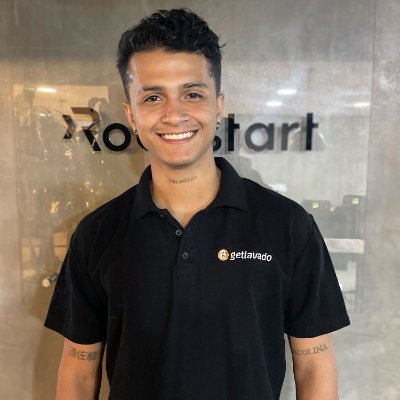 Full-stack dev crafting SaaS with Vue/Nuxt, React Native for cross-platform apps, Node.js on the backend, and Firebase when needed. 1+ year in the game and leve