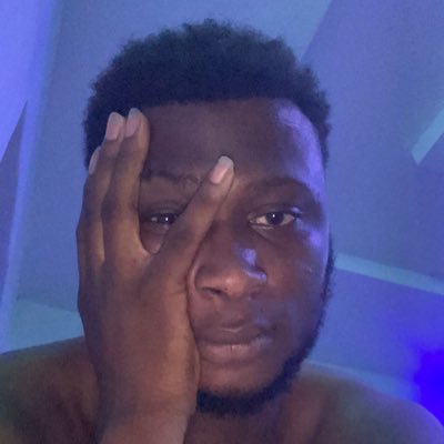 MayowaOdeja's profile picture. Story teller  (30bg)