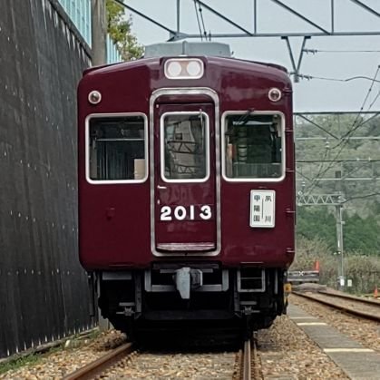 鉄道マニア暦=年齢の元駅員です。幼い頃から沿線に住んでいる影響からか大の阪急好きで、特に80-90年代のマルーン単色&看板車が大好きです。
主に模型(Nゲージ)鉄で阪急をメインに関西の車両を収集しています。
無言フォローするかもしれませんがよろしくお願いします。
天安門事件