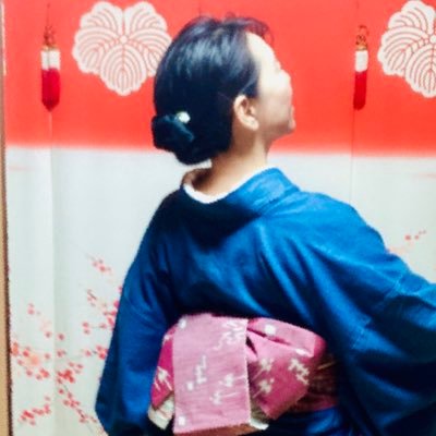 satomisaty's profile picture. 【毒出しハーブファスティング】で整い中。開運花文字、ヨガ・呼吸・瞑想、着付け。菌ちゃん農法。