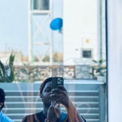 dfw_valen's profile picture. 