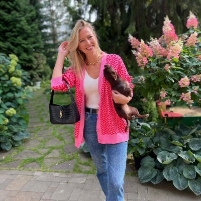 💚 Nature lover | ✈️ Traveler | 📚 Book lover | 🌌 Romanticist | 💖 Explore the inner world and pursue a happy life together!