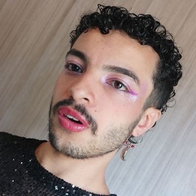 entre o camp e o cringe • (ele/ elu)
✨ @aluisiofanacc ✨