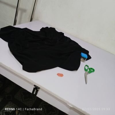 Hijabi seamstress✂️👗

Doing what I Iove while pleasing my Rabb.🤍✨

CEO The FarHa Brand