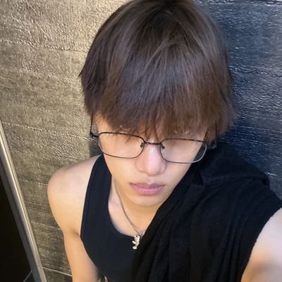 Jongin🐻 and Exo
Erigom 💅🏻❤️ Exol
🍀🍀🍀🍀
☀️libra/
(asc) Tauro/
🌙 libra/
INFP 🌱