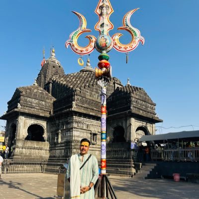 त्वदीयं वस्तु गोविन्दम् तुभ्यमेव समर्पये ।