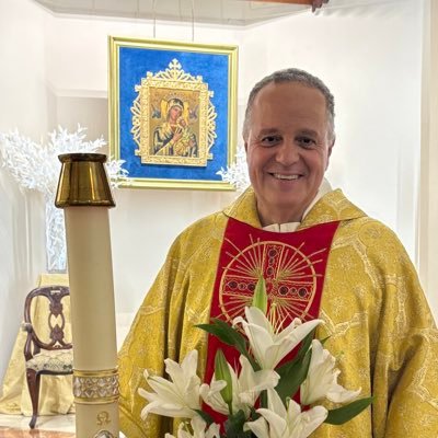 Director Espiritual para los Medios de Comunicación Social de la Arquidiócesis de San Juan de Puerto Rico.