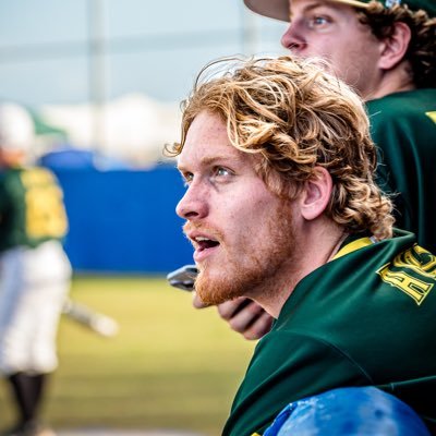 Braden22anders's profile picture. 21 years of age | cubs x bears x usf | part-time florida resident | 🃏 | mediocre club baseball president