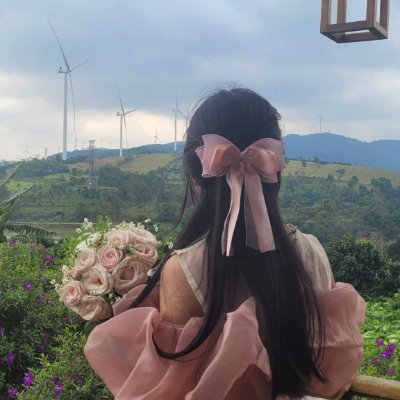 linh_912010's profile picture. 