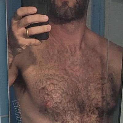 Casado, pelo sigilo, não mostro o rosto e não passo meu Instagram/WhatsApp.