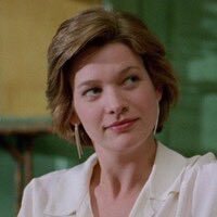 24hrprtyppl's profile picture. 18, bristol uk. shit music journalist.