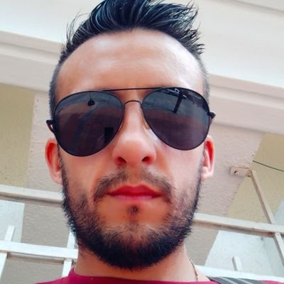 DiegoPe73814483's profile picture. Católico ✝️🕊
Legión de Maria ⚜
Uruguayo 🇺🇾 
Hincha de Peñarol 💛