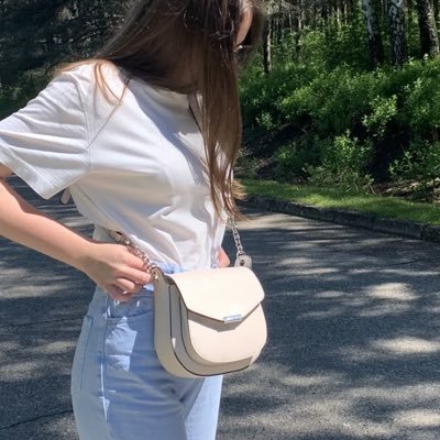 invisible_m95's profile picture. Goth Girl🎀 like Aesthetics videos and horror movies🍷 Body - Juicy🍑 Info for Promo : DM📩