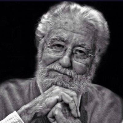 8i7it's profile picture. آحتفظٌ بشخصيتي بعيداً عن الضوءّ حتى لا يفهمها العابرونّ فالغموض جميل في عالم يتقنص ٌالأخطاء..!