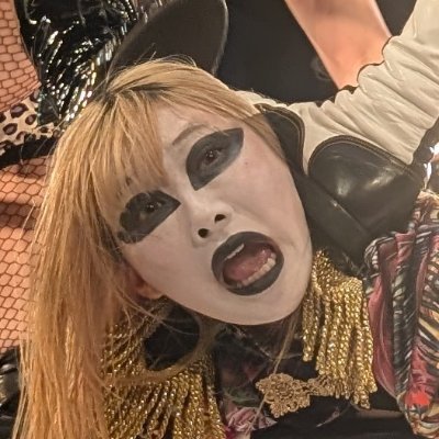 I like wrestling and films and being a weeb.